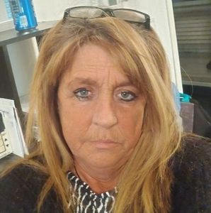 Meet your Posher, Chrissy